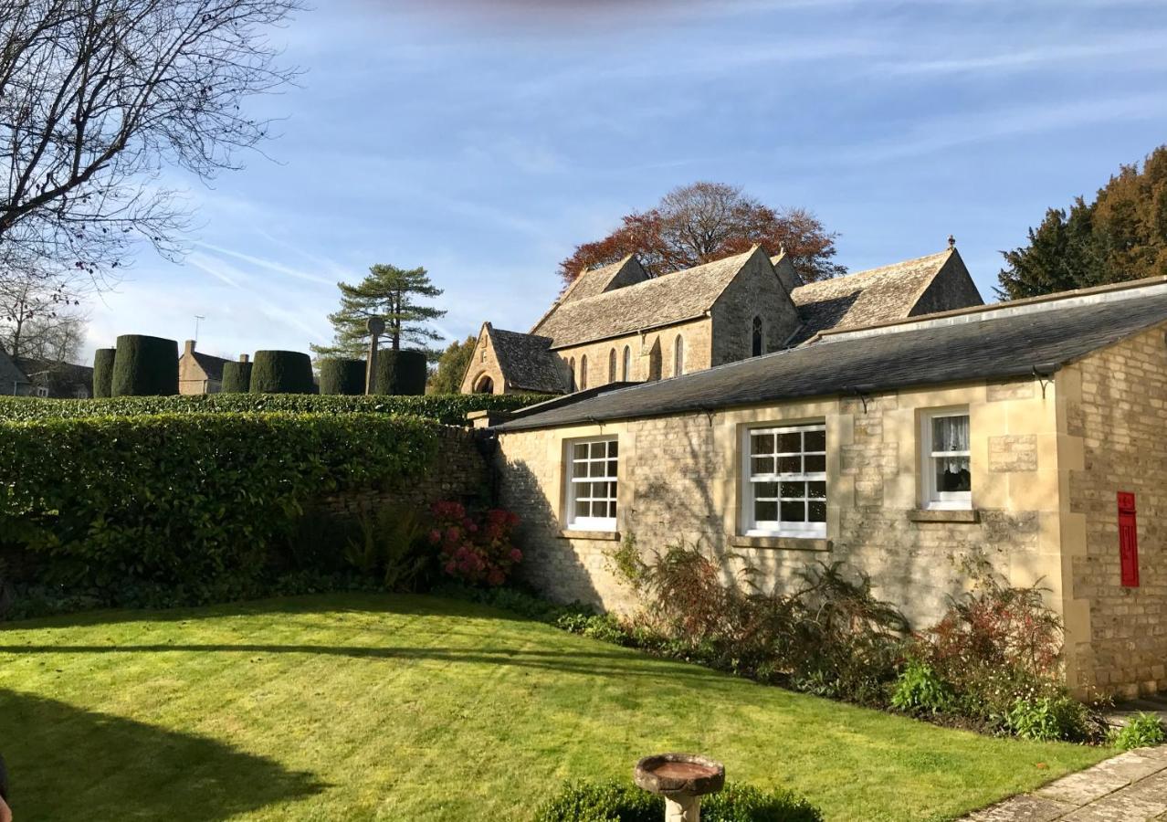 The Old Post Office Studio Apartment In A Beautiful Cotswold Village Cirencester Exterior foto